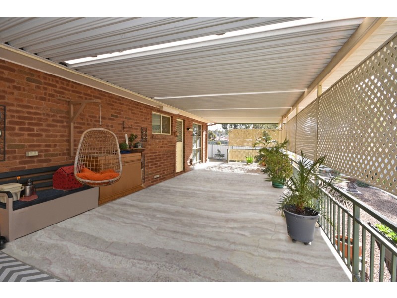 18 Collins Street, Kangaroo Flat VIC 3555