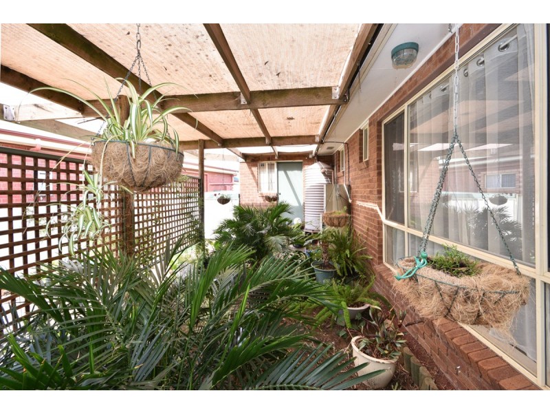 18 Collins Street, Kangaroo Flat VIC 3555