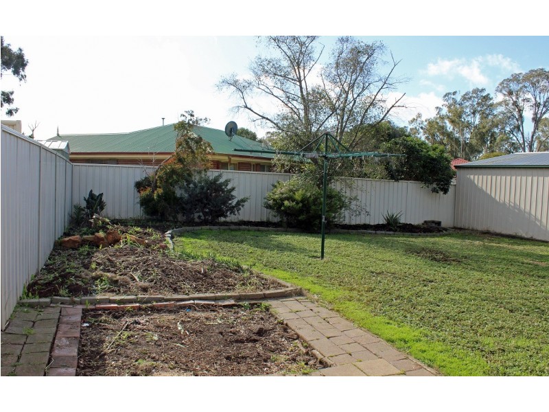 4 Pittaway Street, Kangaroo Flat VIC 3555