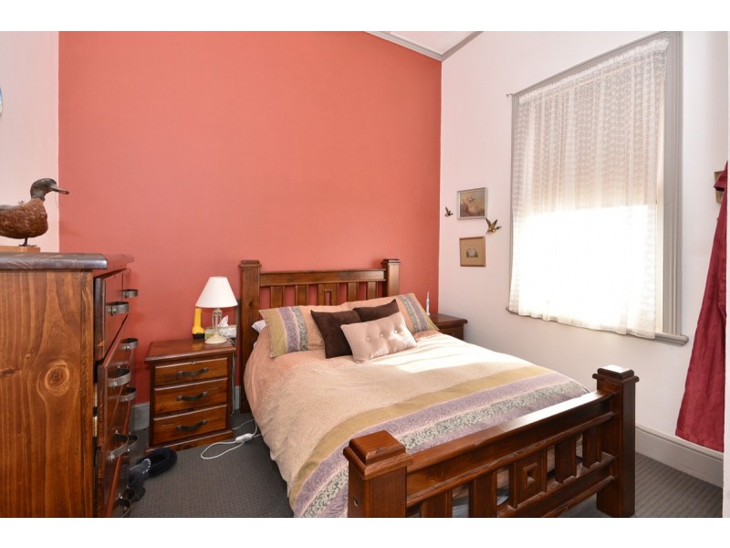 71 Broadway, Dunolly VIC 3472