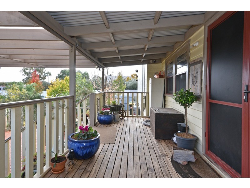71 Broadway, Dunolly VIC 3472