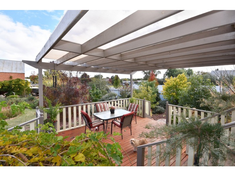 71 Broadway, Dunolly VIC 3472