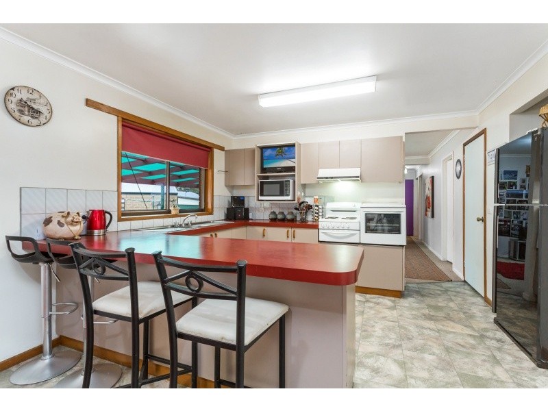 36 Burke Street, Baringhup VIC 3463