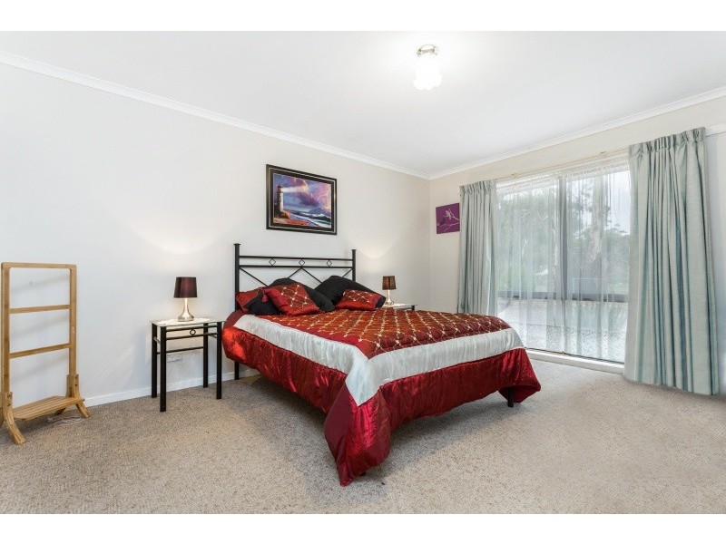 36 Burke Street, Baringhup VIC 3463