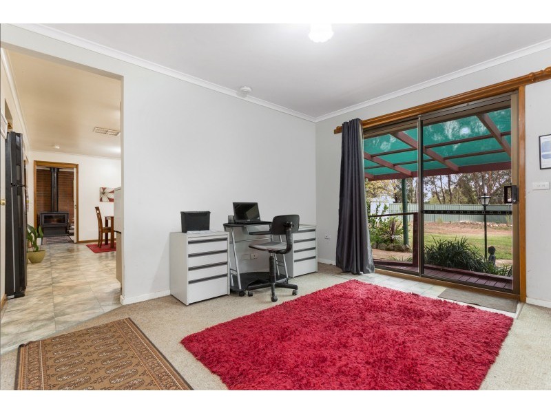 36 Burke Street, Baringhup VIC 3463