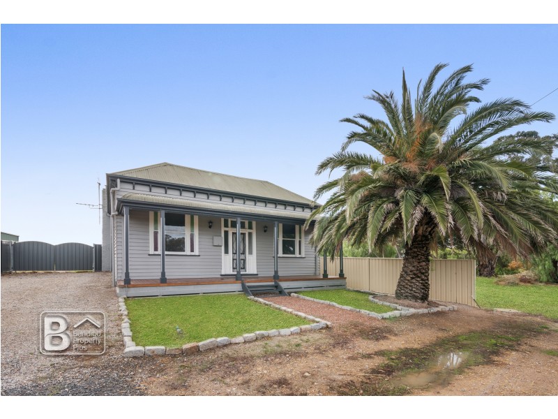 18 Staley Street, California Gully VIC 3556
