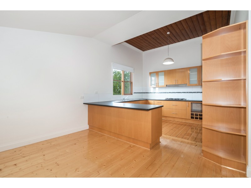 18 Staley Street, California Gully VIC 3556