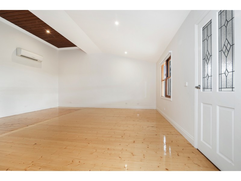 18 Staley Street, California Gully VIC 3556