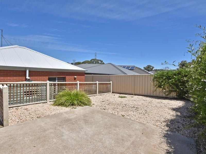 4B Alfreda Place, Golden Square VIC 3555