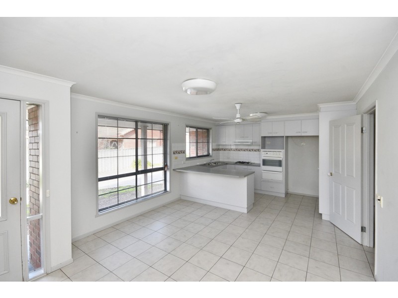 1/10 Keogh Drive, Spring Gully VIC 3550