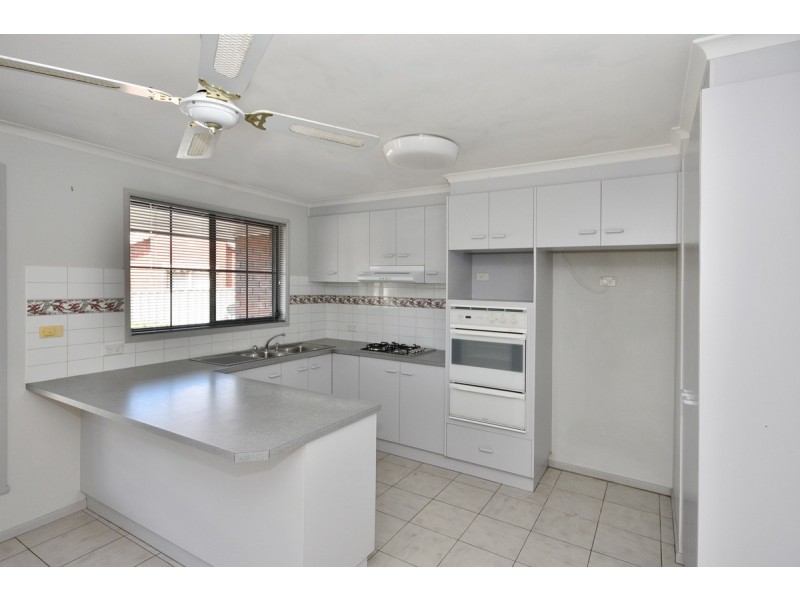 1/10 Keogh Drive, Spring Gully VIC 3550