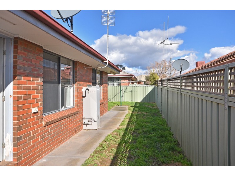 1/10 Keogh Drive, Spring Gully VIC 3550
