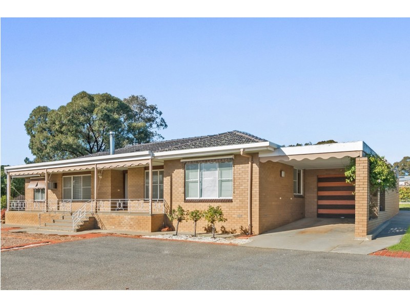 5 James Court, Kangaroo Flat VIC 3555