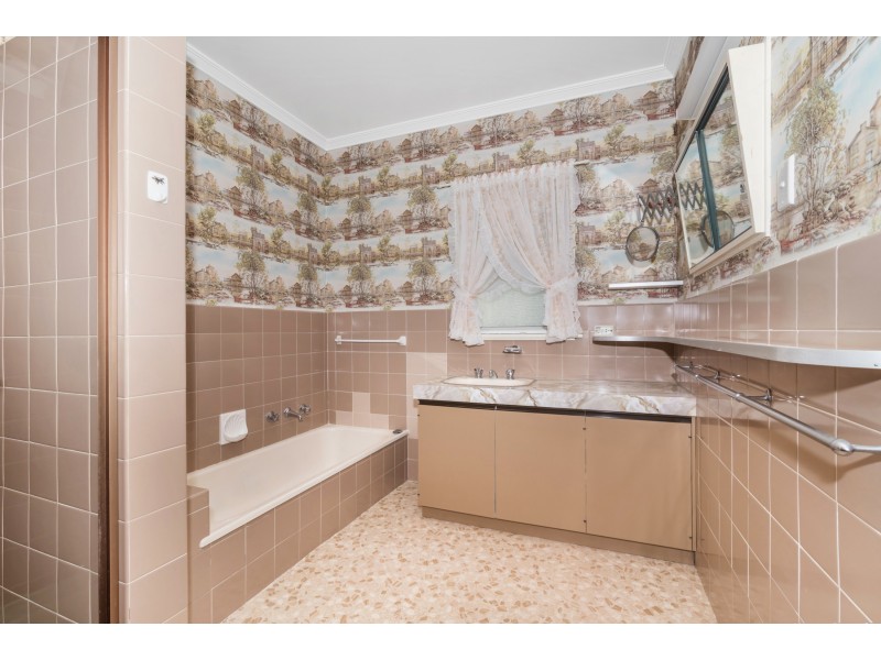 5 James Court, Kangaroo Flat VIC 3555