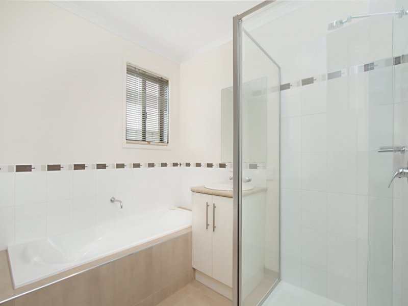 13A Tobin Crescent, Epsom VIC 3551