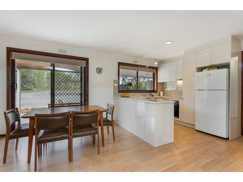 50 McMillan Road, Green Gully VIC 3462