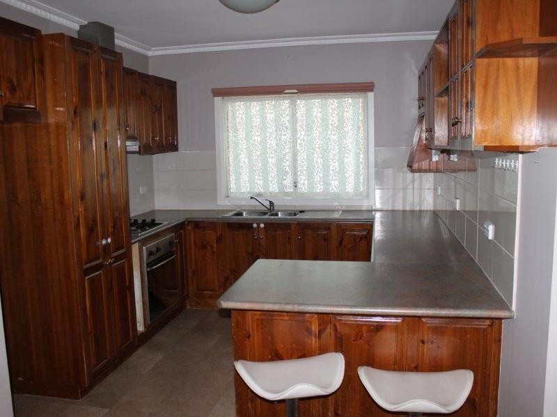 6 Young Street, Golden Square VIC 3555