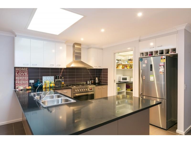 5 Klim Avenue, Kangaroo Flat VIC 3555