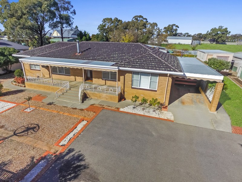 5 James Court, Kangaroo Flat VIC 3555