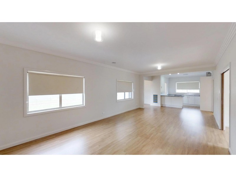 344 High Street, Kangaroo Flat VIC 3555