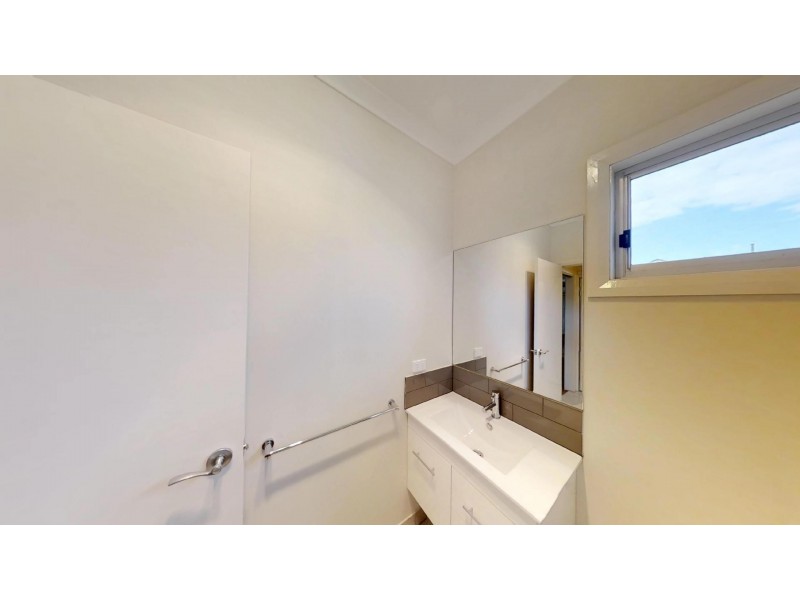 344 High Street, Kangaroo Flat VIC 3555