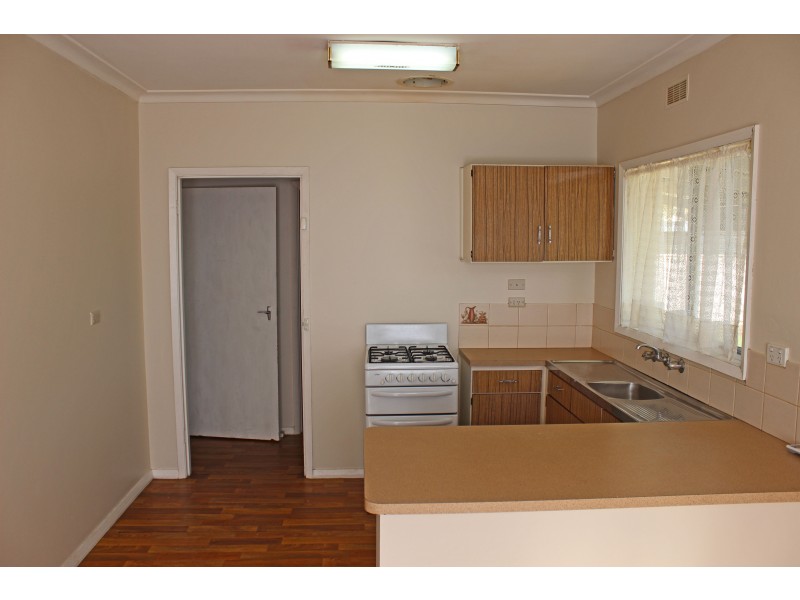 53 Olympic Parade, Kangaroo Flat VIC 3555