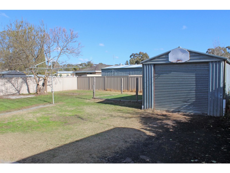 53 Olympic Parade, Kangaroo Flat VIC 3555