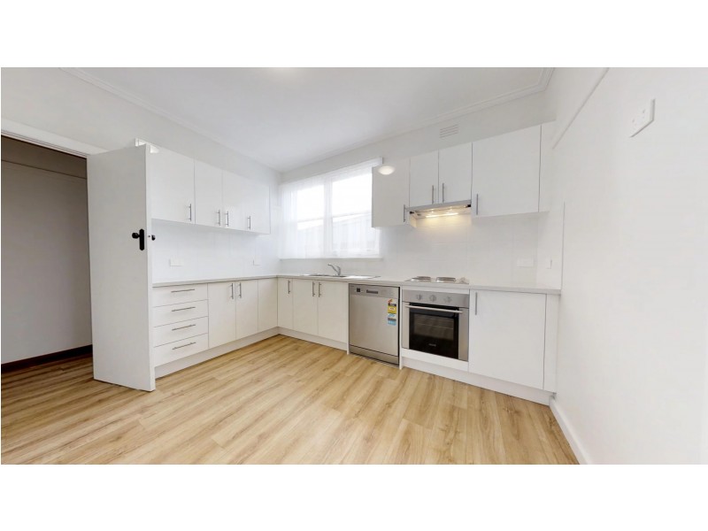 29 Alamein Court, Golden Square VIC 3555