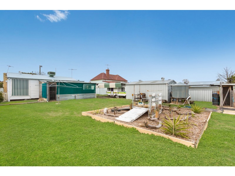 34 Hopetoun Street, Rochester VIC 3561