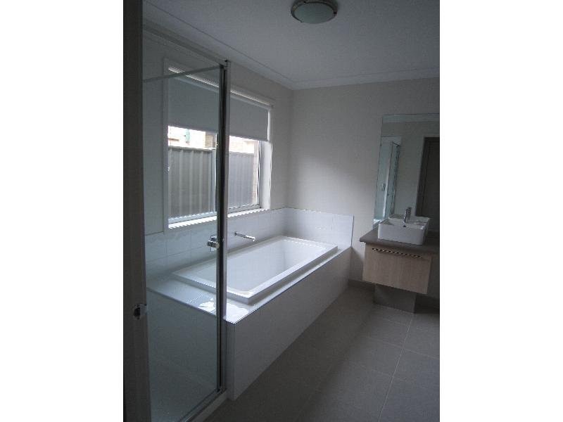 20 Pamela Avenue, Jackass Flat VIC 3556