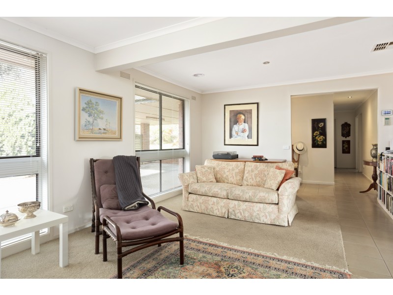 51 Harley Street, Strathdale VIC 3550