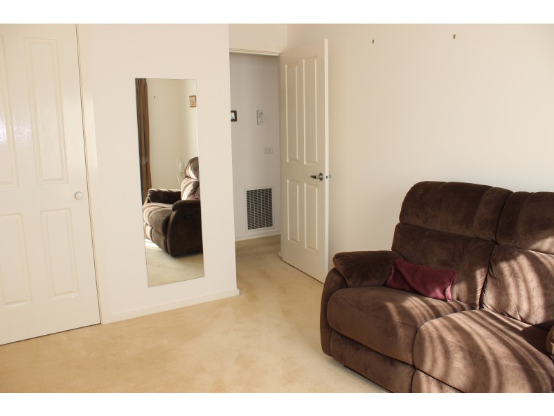 16/1-11 Furness Street, Kangaroo Flat VIC 3555