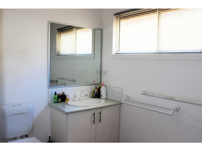 16/1-11 Furness Street, Kangaroo Flat VIC 3555