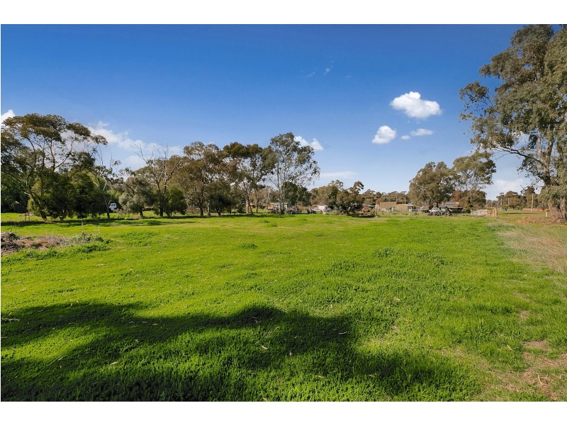 2 Greene Street, Huntly VIC 3551