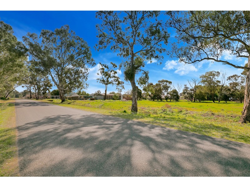 2 Greene Street, Huntly VIC 3551