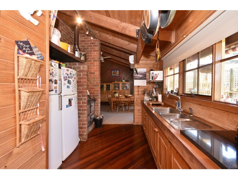 131 Rocky Ridge Road, St Arnaud VIC 3478