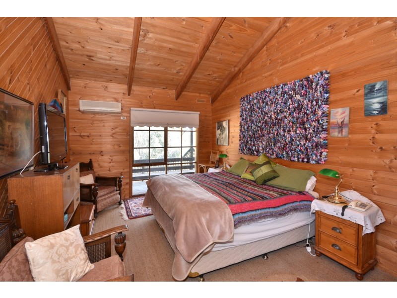 131 Rocky Ridge Road, St Arnaud VIC 3478