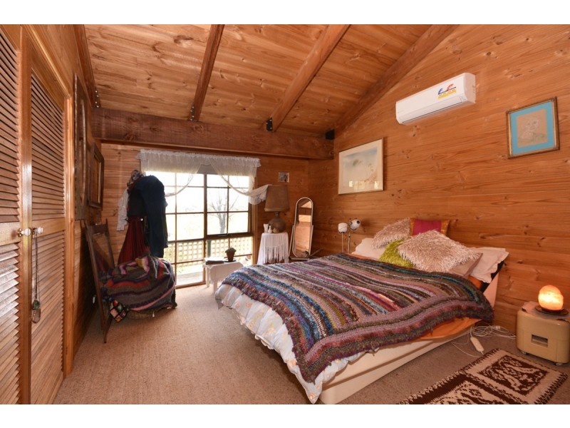 131 Rocky Ridge Road, St Arnaud VIC 3478