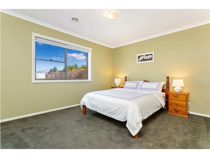92 Pioneer Drive, Maiden Gully VIC 3551
