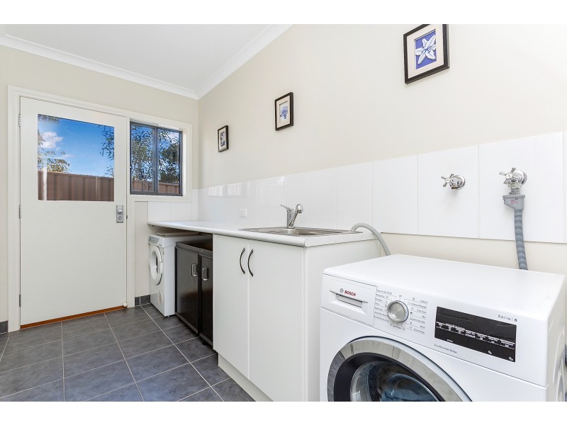 92 Pioneer Drive, Maiden Gully VIC 3551
