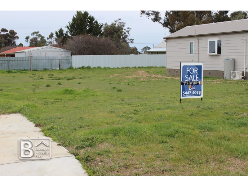 10 Powlett Street, Carisbrook VIC 3464