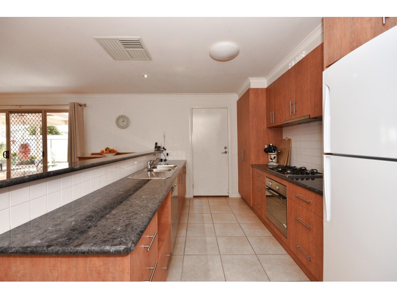 1A Shepperbottom Street, California Gully VIC 3556