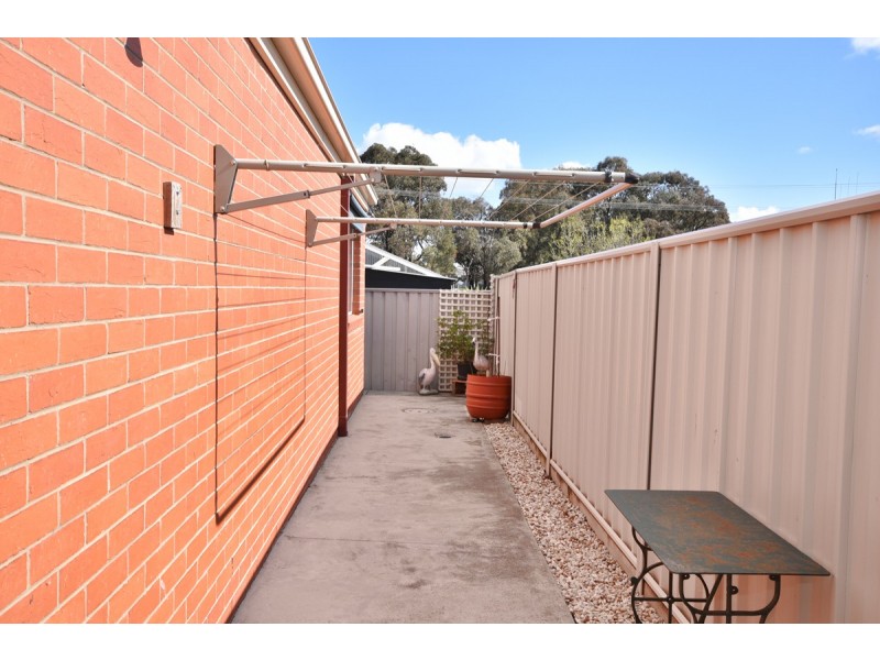 1A Shepperbottom Street, California Gully VIC 3556