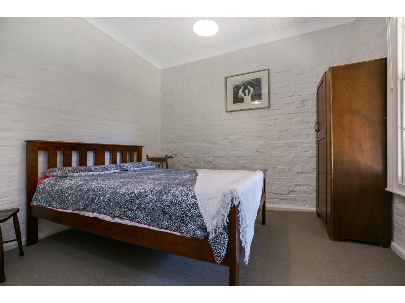 12 Campbell Street, Newstead VIC 3462