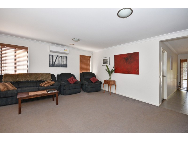 14 Creekside Close, Jackass Flat VIC 3556