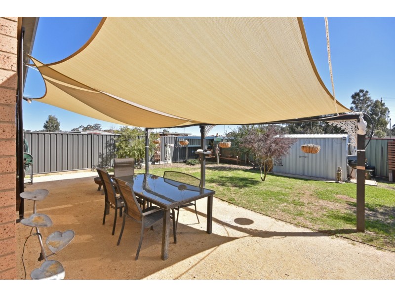 14 Creekside Close, Jackass Flat VIC 3556
