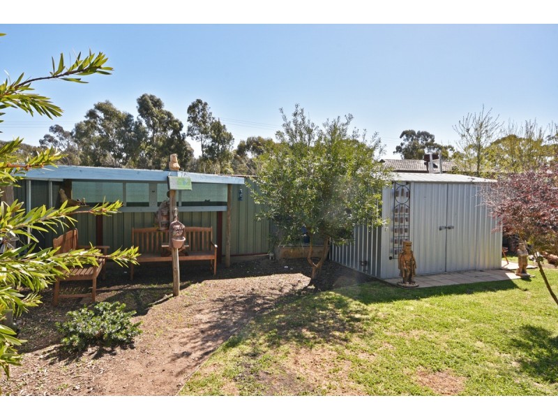 14 Creekside Close, Jackass Flat VIC 3556