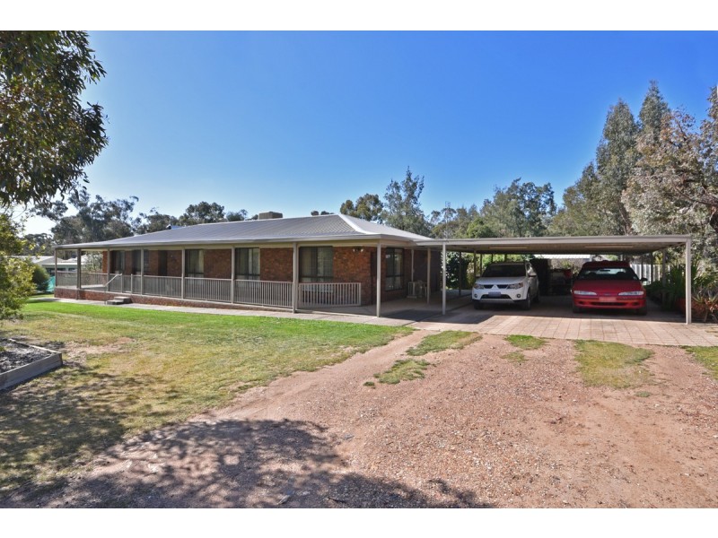 174 Loddon Valley Highway, Eaglehawk VIC 3556