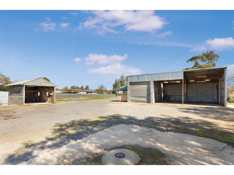 45 Peppercorn Way, Serpentine VIC 3517