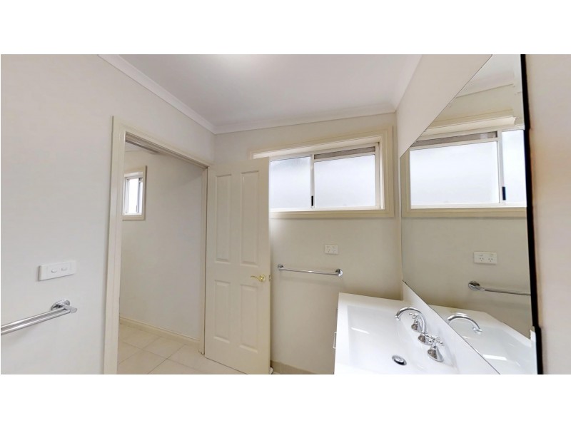 10 Booth Street, Golden Square VIC 3555